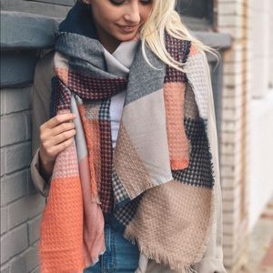 Cozy scarf in beautiful fall color combo 🍂🌝